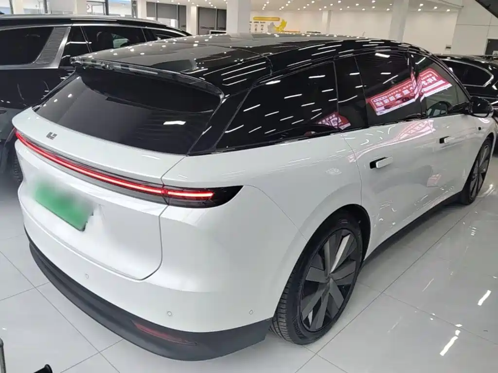 Li Auto i6 2025 2025 2WD Base Model