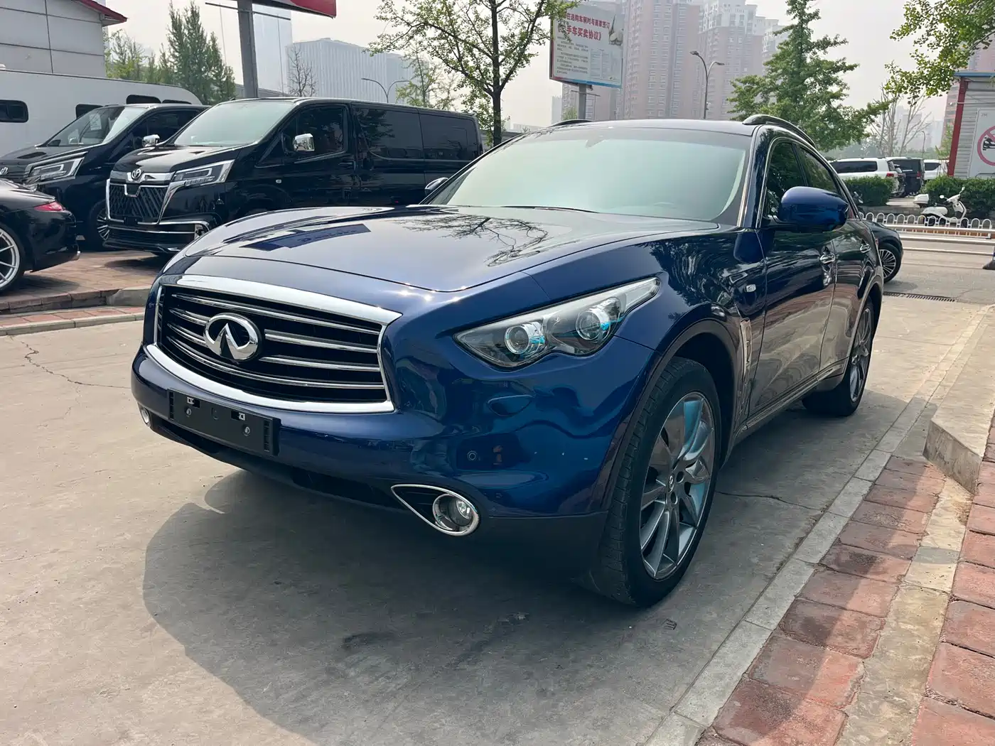 Infiniti FX 2013 FX37 Premium Upgrade Edition