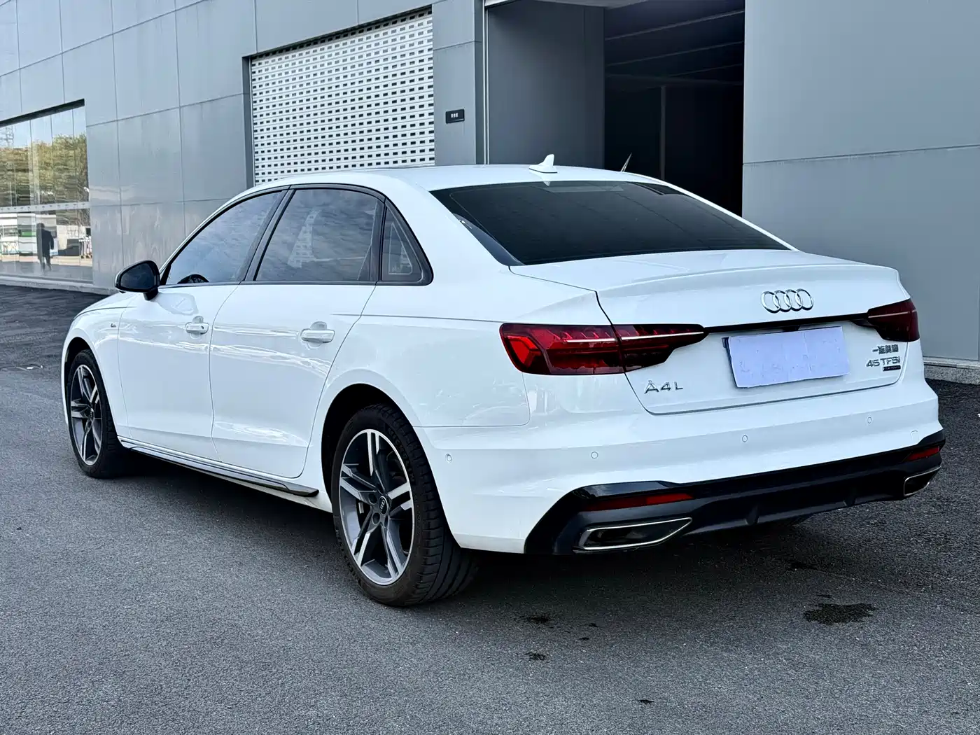 Audi A4L 2020 40 TFSI Fashion Dynamic Edition фото 14