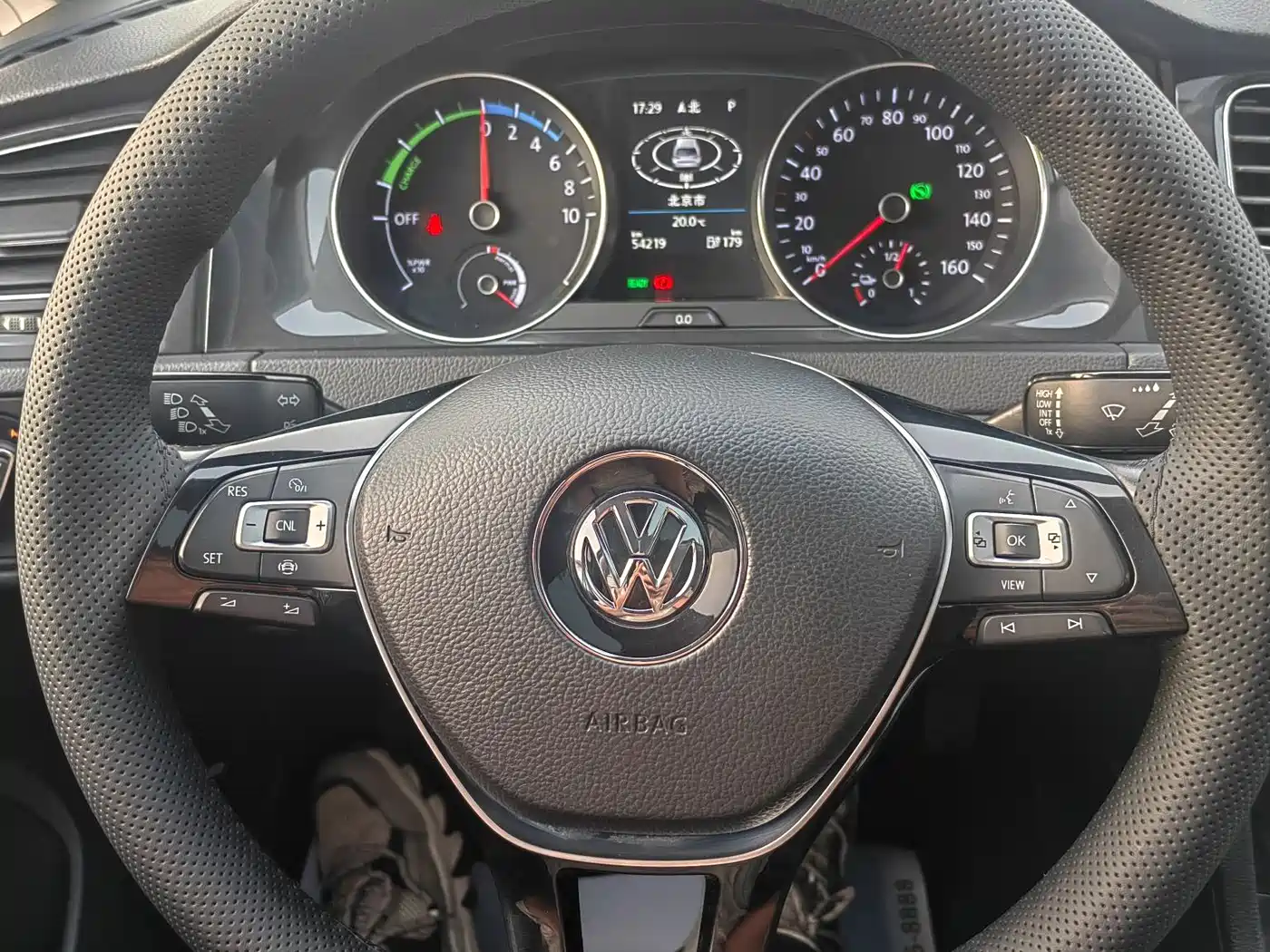 VOLKSWAGEN GOLF*PURE ELECTRICITY