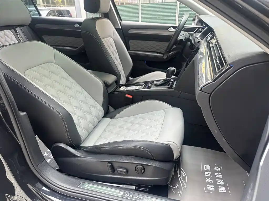 Volkswagen Magotan 2023 2 Million Units Anniversary Edition 330TSI DSG Leading Type фото 9