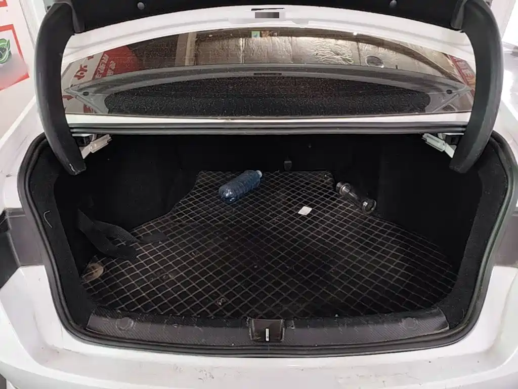 BYD Qin Pro 2019 2018 1.5TI Automatic Smart Connect Prestige Edition