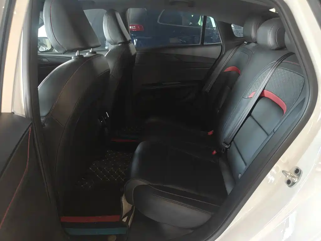 MG MG5 2025 2025 300TGI Global Flagship