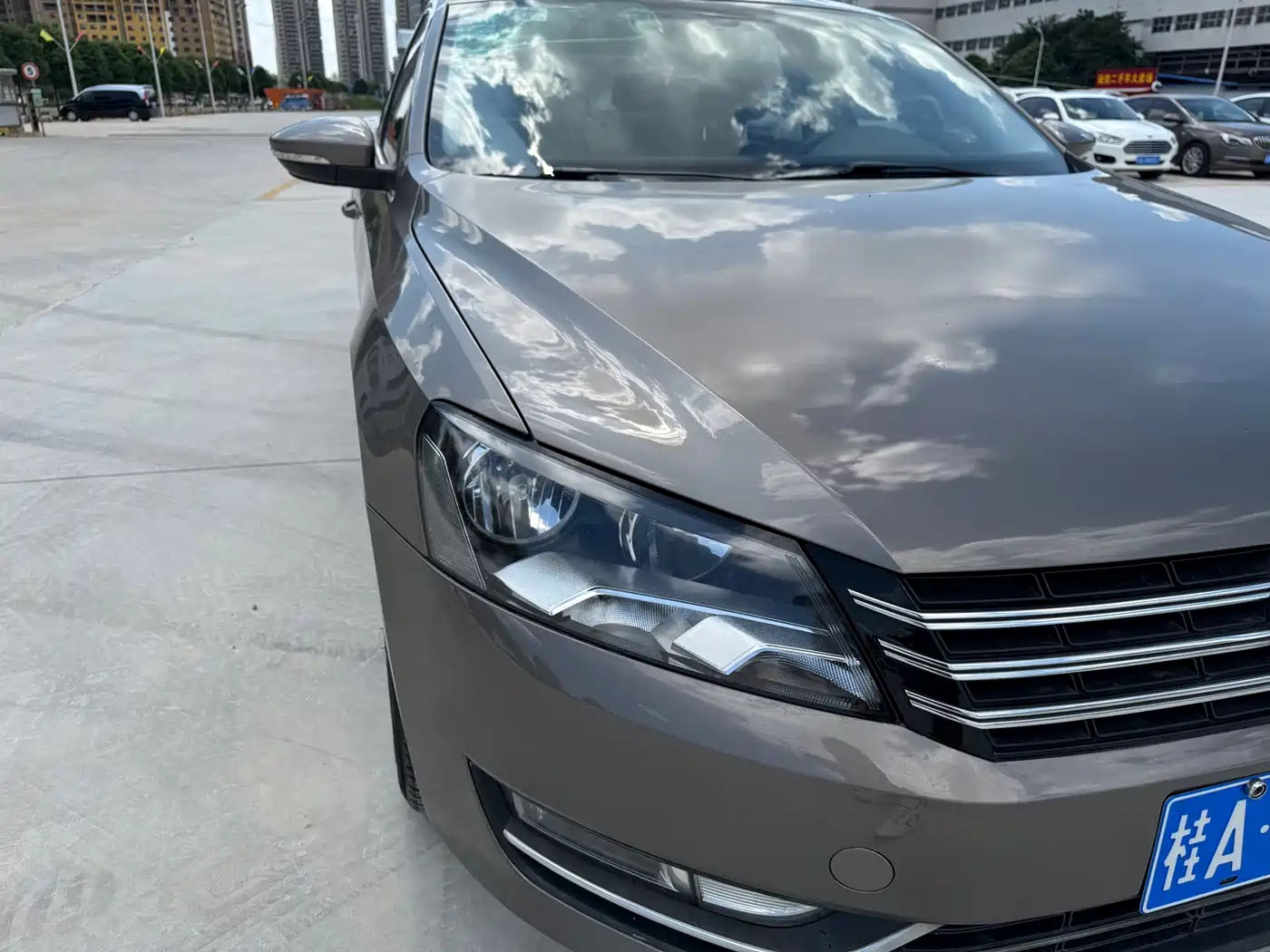 Фото 14 - Volkswagen Passat