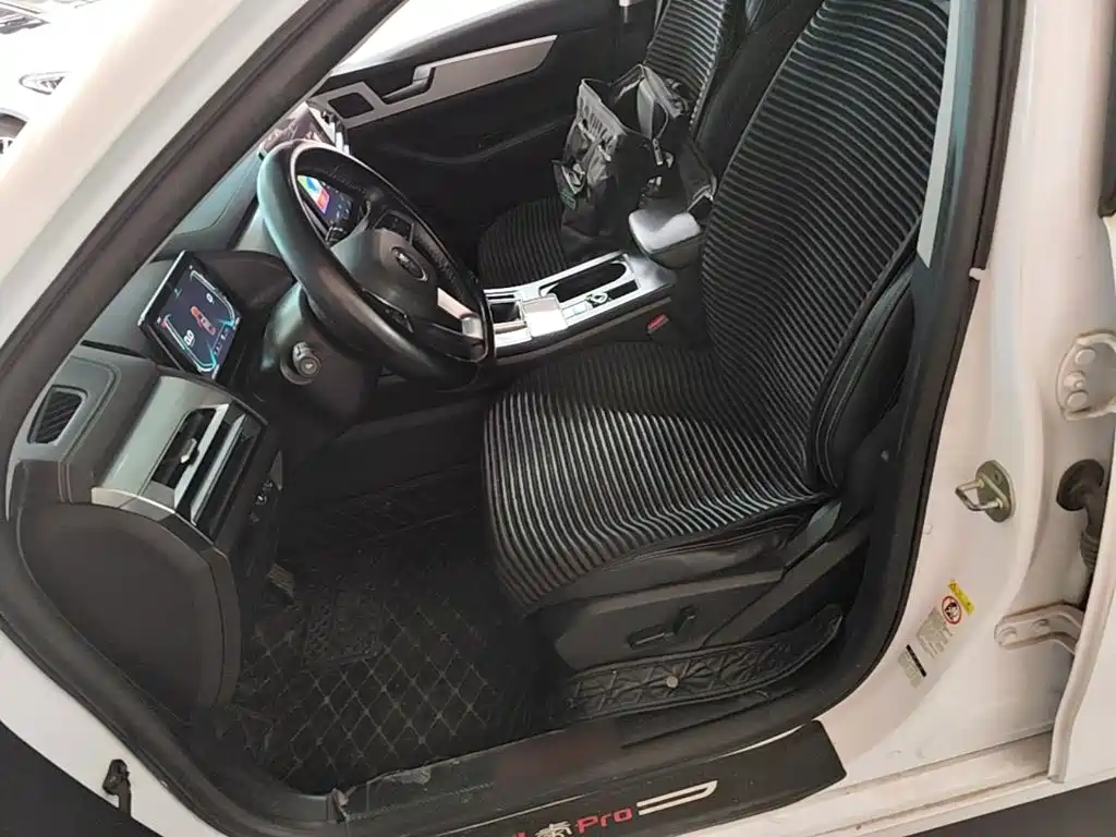 BYD Qin Pro 2019 2018 1.5TI Automatic Smart Connect Prestige Edition