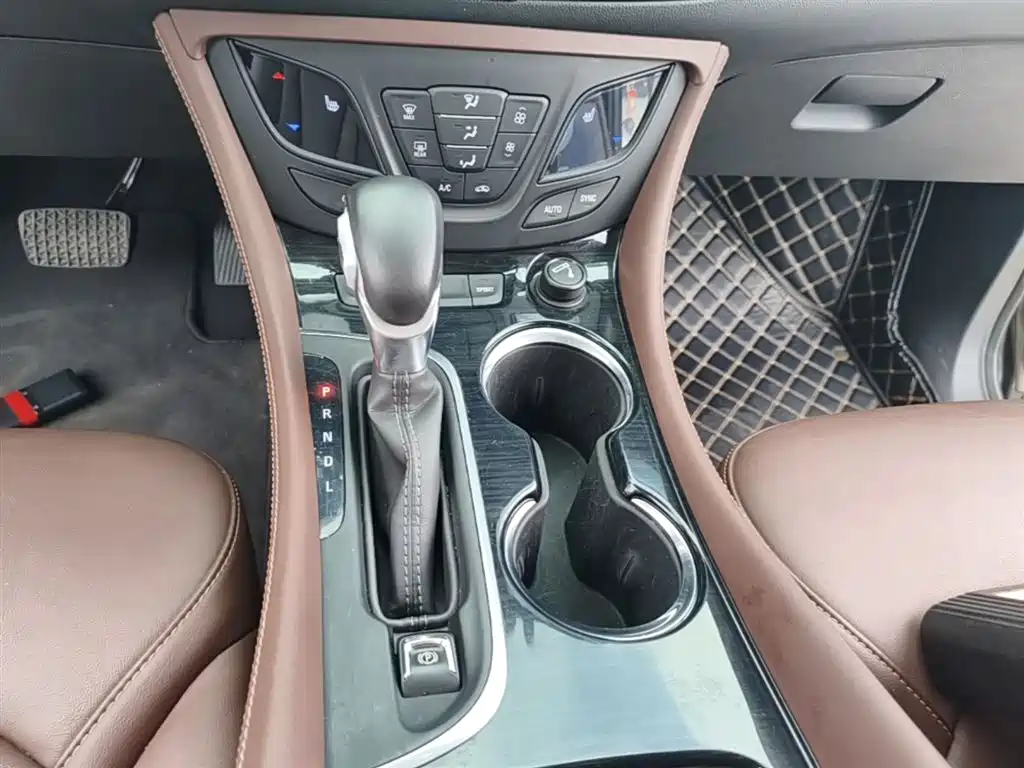 Buick Envision Plus 2019 28T 4WD Elite Type China V фото 14