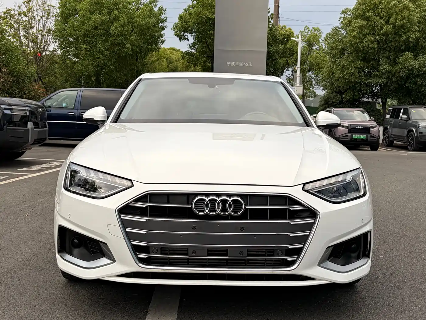 Audi A4L 2022 40 TFSI Luxury Elegance фото 2