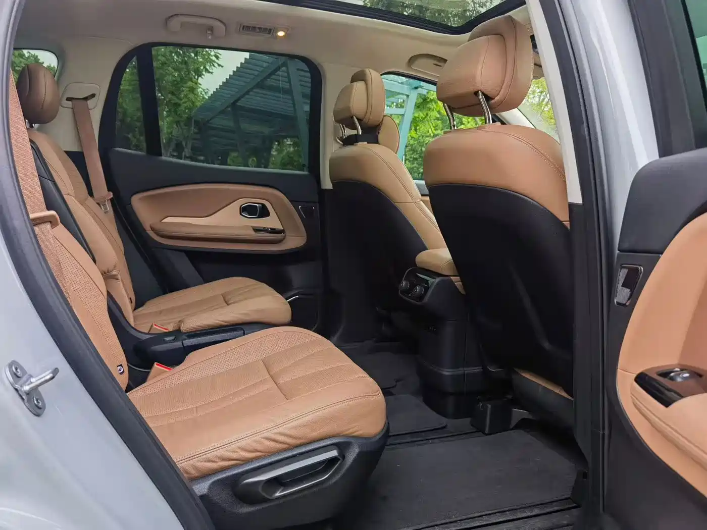NIO ES8 2019 2018 355KM Standard 6-Seater