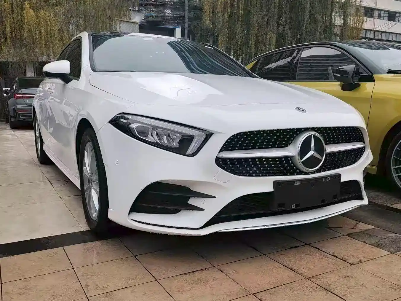 Mercedes-Benz A-Class 2020 A 200 L Sport Sedan фото 3
