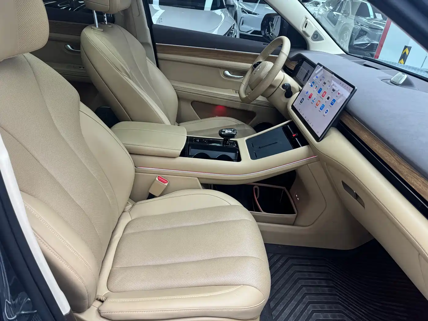 Aito M7 2022 2022 1.5T RWD Comfort Edition