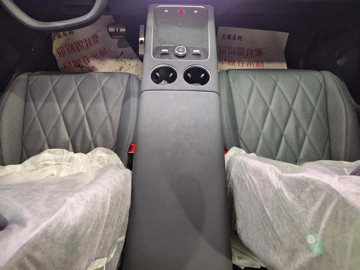 VOLKSWAGEN ID.ERA 9X