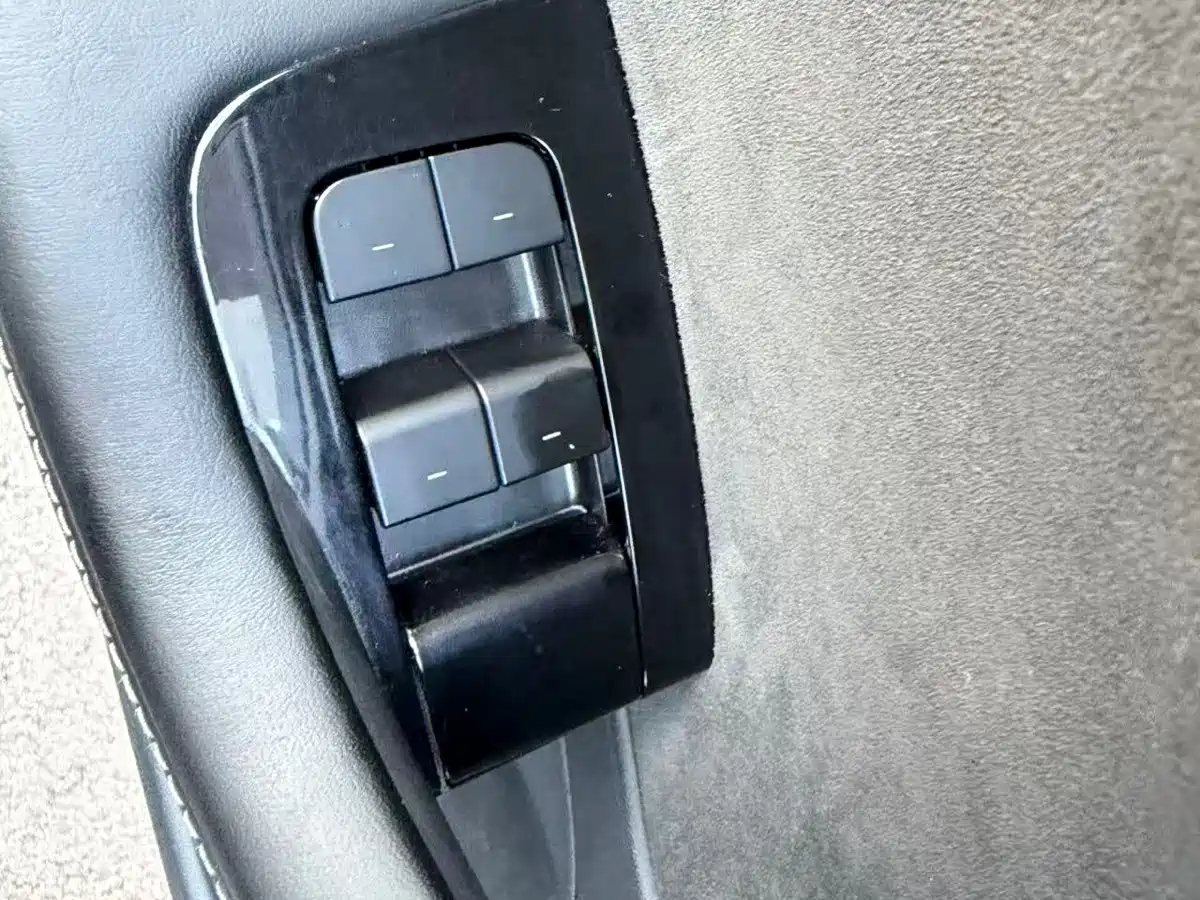 Tesla Model 3 2020 2020 Standard Range Rear-Wheel Drive Upgrade