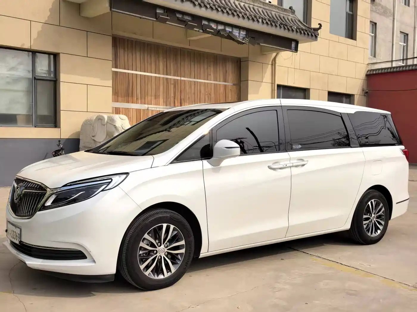Buick GL8 2018 ES 28T Luxury Type China VI