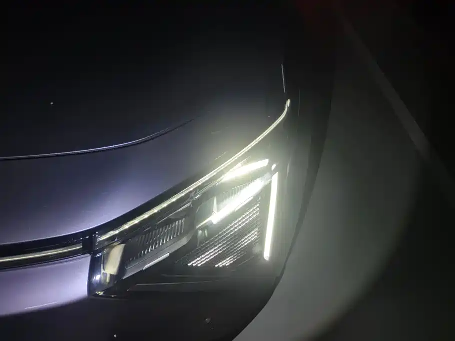 HiPhi Y 2023 2023 560km Elite Edition