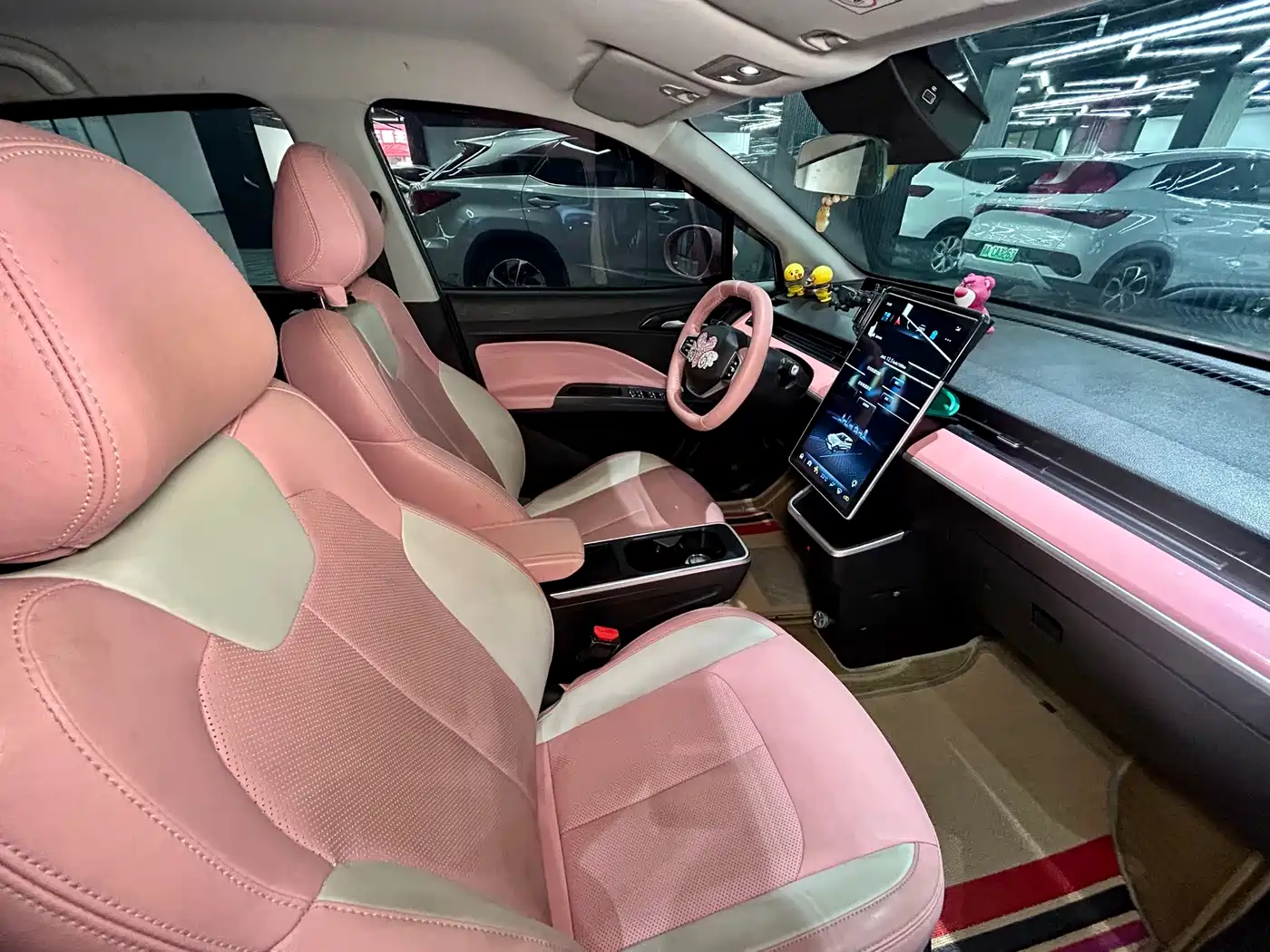 Nezha Auto Nezha V 2021 2022 Trend 400 Lite Pink Custom Edition