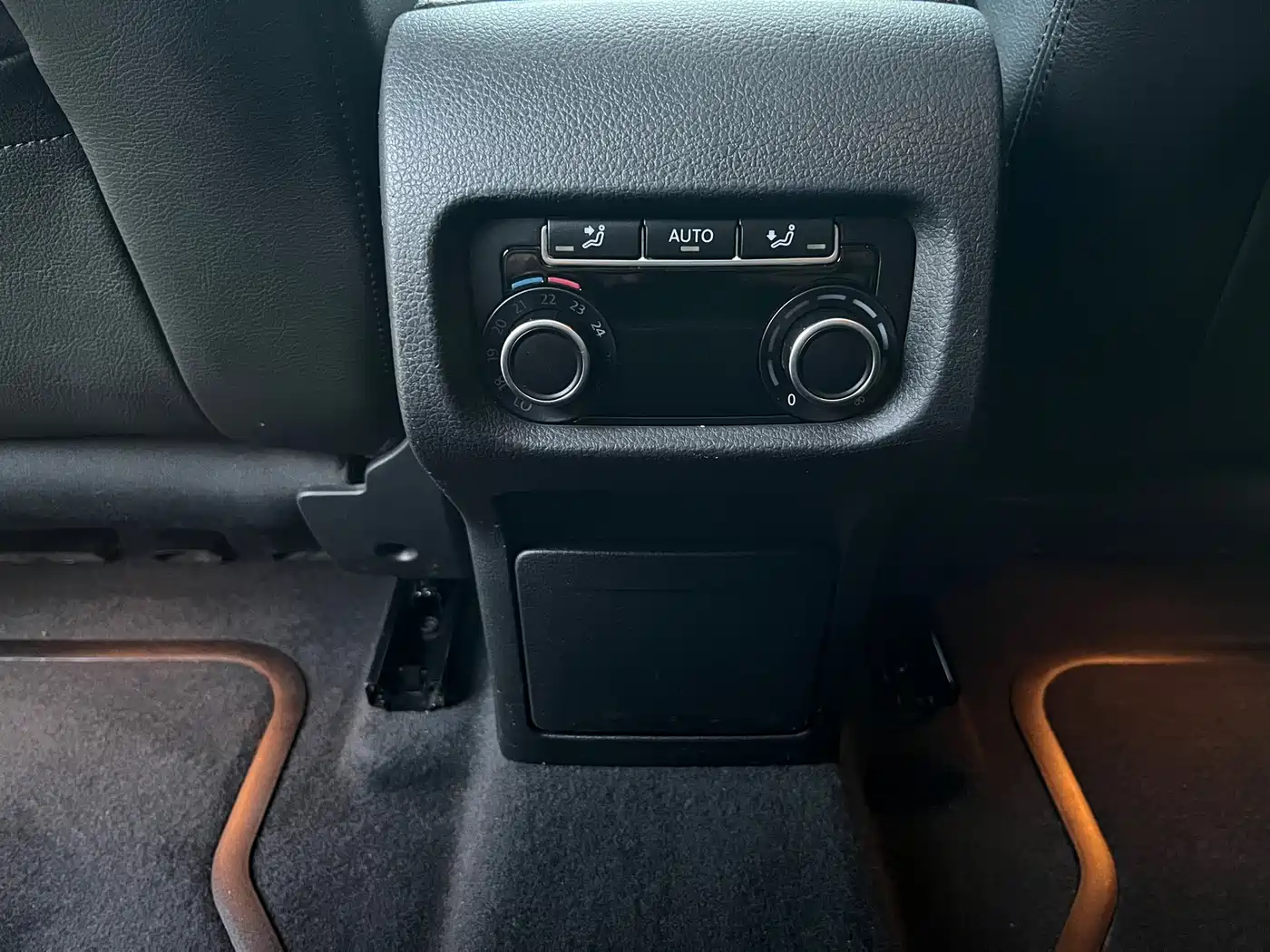 Volkswagen Sharan 2013 1.8TSI Comfort Euro IV фото 10