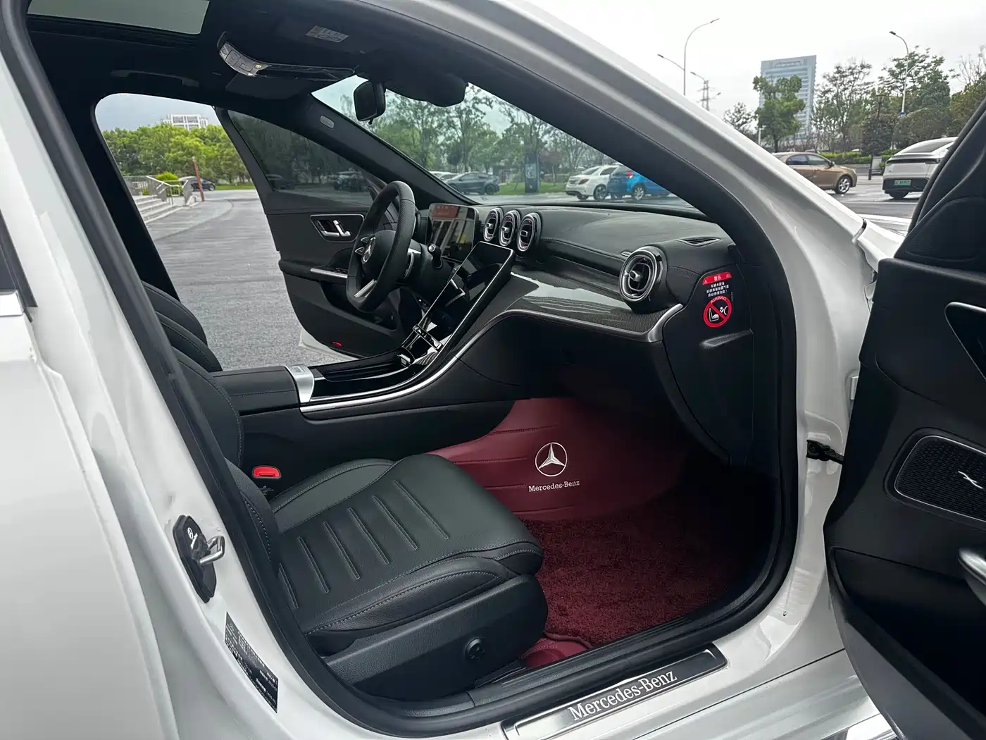 MERCEDES-BENZ CLASS C