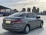 Фото 9 - Nissan Sylphy