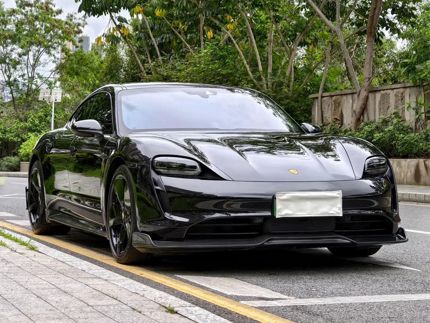 Porsche Taycan 2020 Taycan фото 3