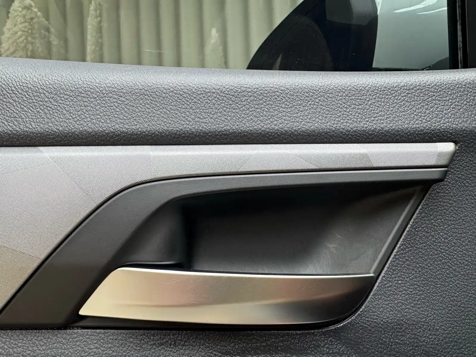 Photo 14 - Geely Emgrand X6