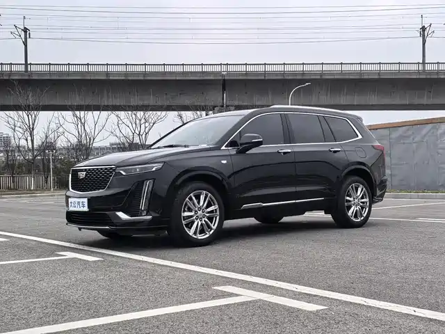 CADILLAC XT6 2023