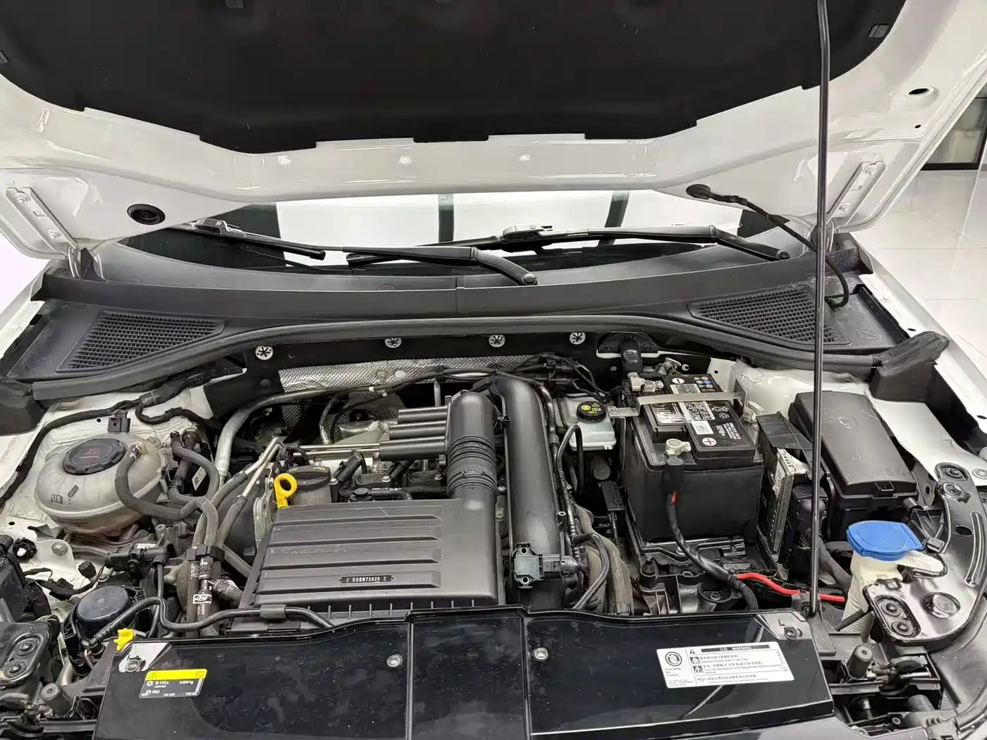Volkswagen T-ROC 2022 280TSI DSG 2WD Elite PLUS фото 25