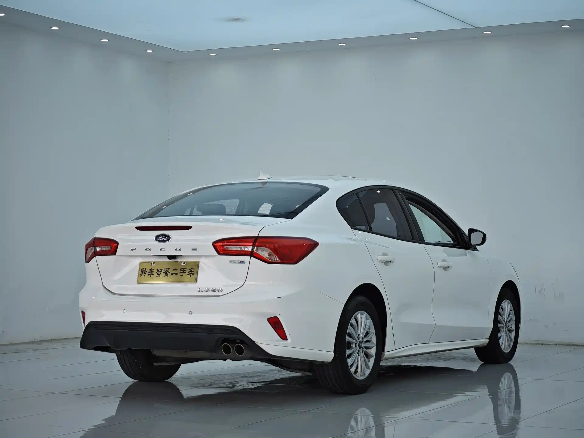 Фото 6 - Ford Focus