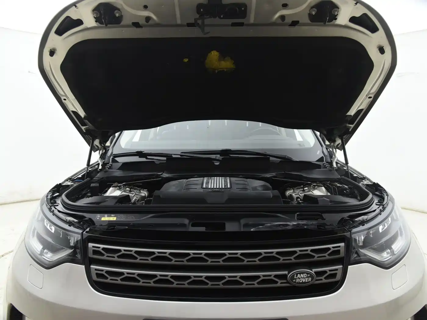 Land Rover Discovery 2017 3.0 SC V6 SE фото 15