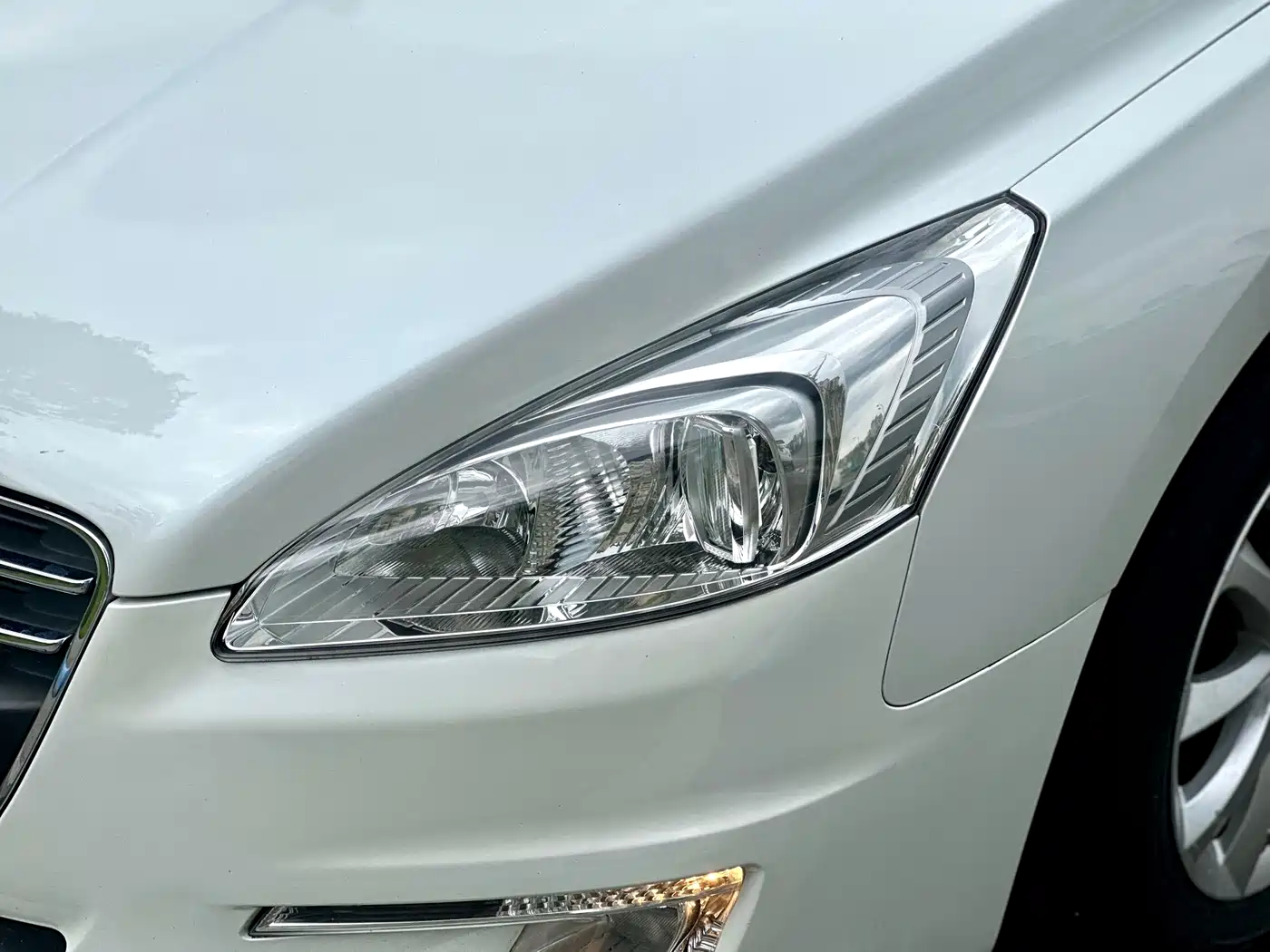 Peugeot 508 2013 2.0L 2nd Anniversary Auto Sunroof Classic Edition фото 16