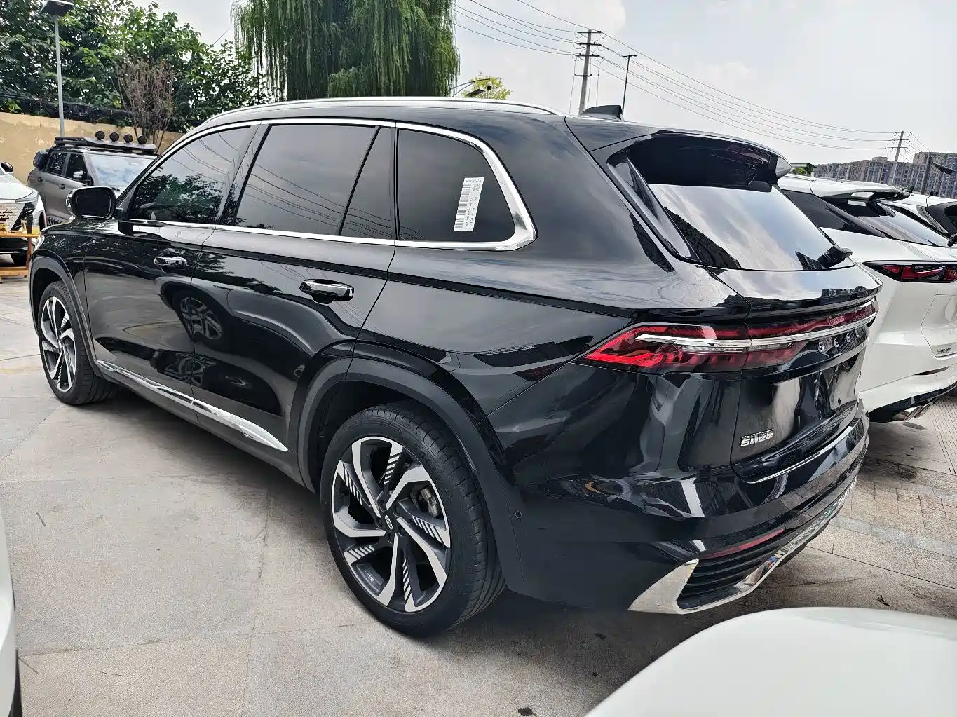 Photo 16 - Geely Monjaro