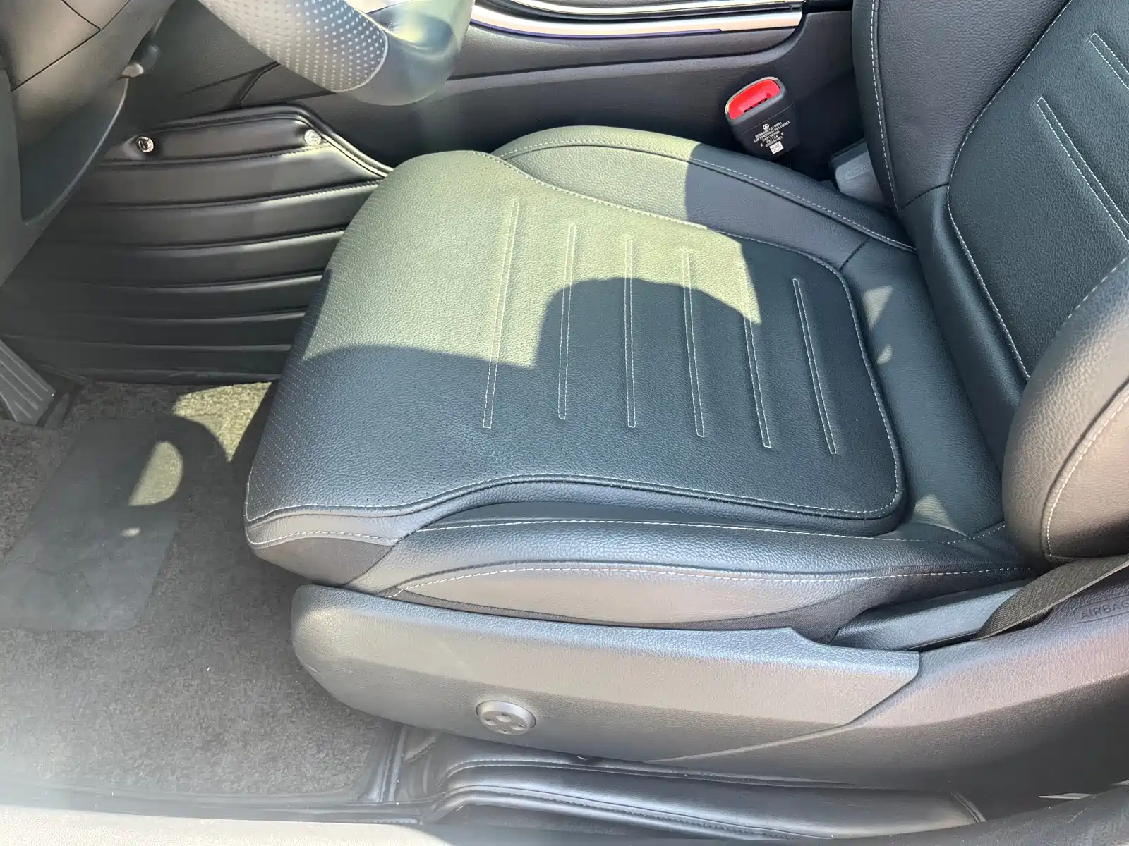 Фото 9 - Mercedes-Benz C-Class