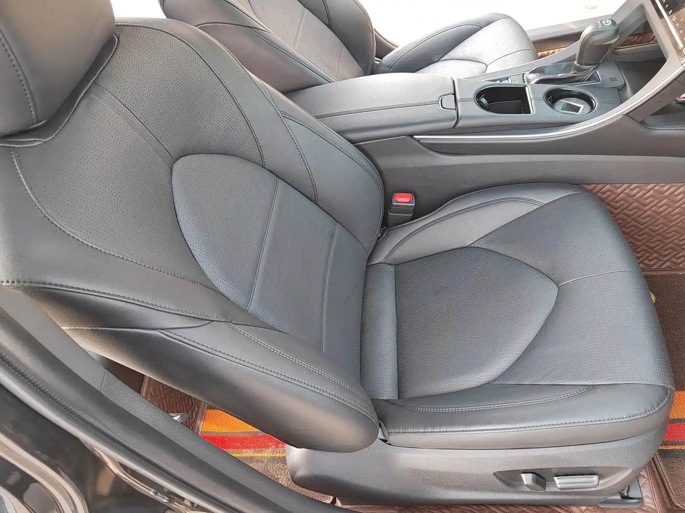 Toyota Avalon 2022 2.5L Luxury Edition фото 20