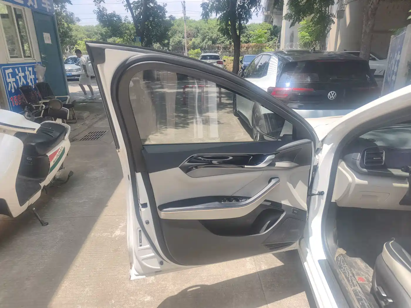 Фото 4 - BYD Qin PLUS