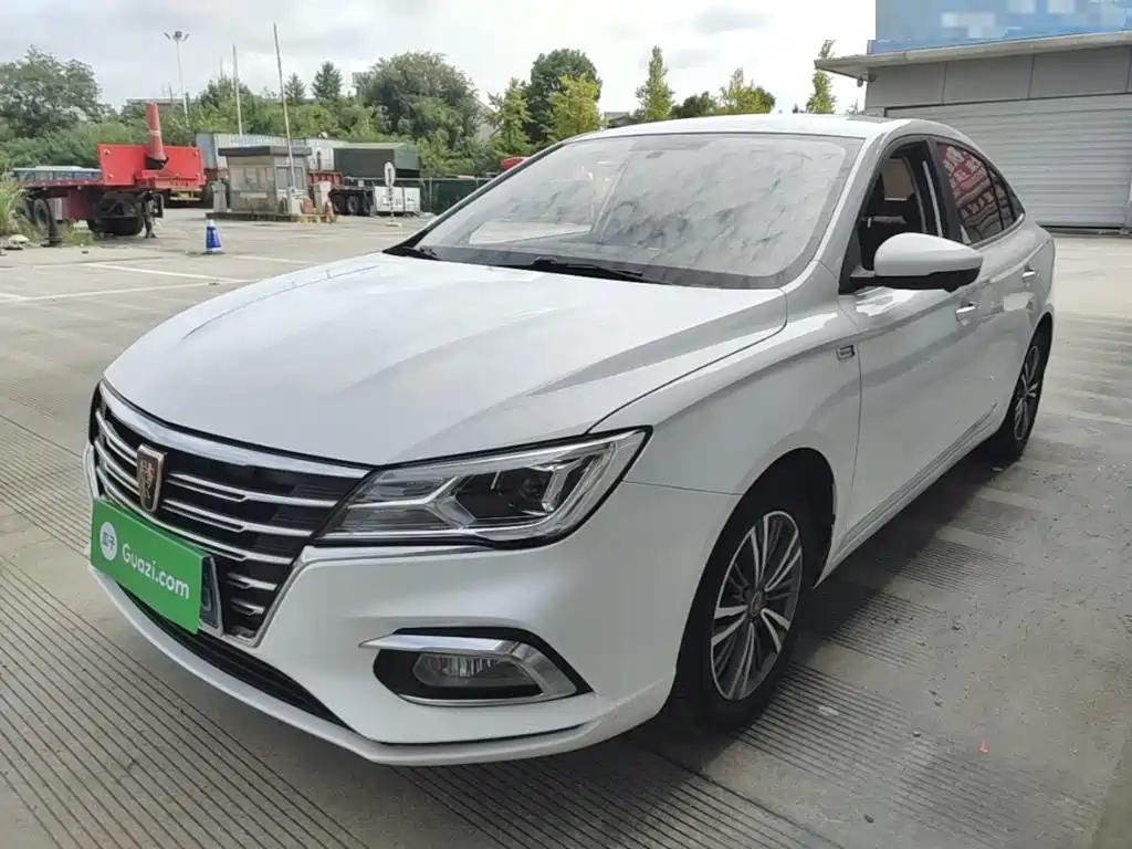 Roewe i5 2019 2019 1.5L Automatic 4G Connected LingHao Flagship Version