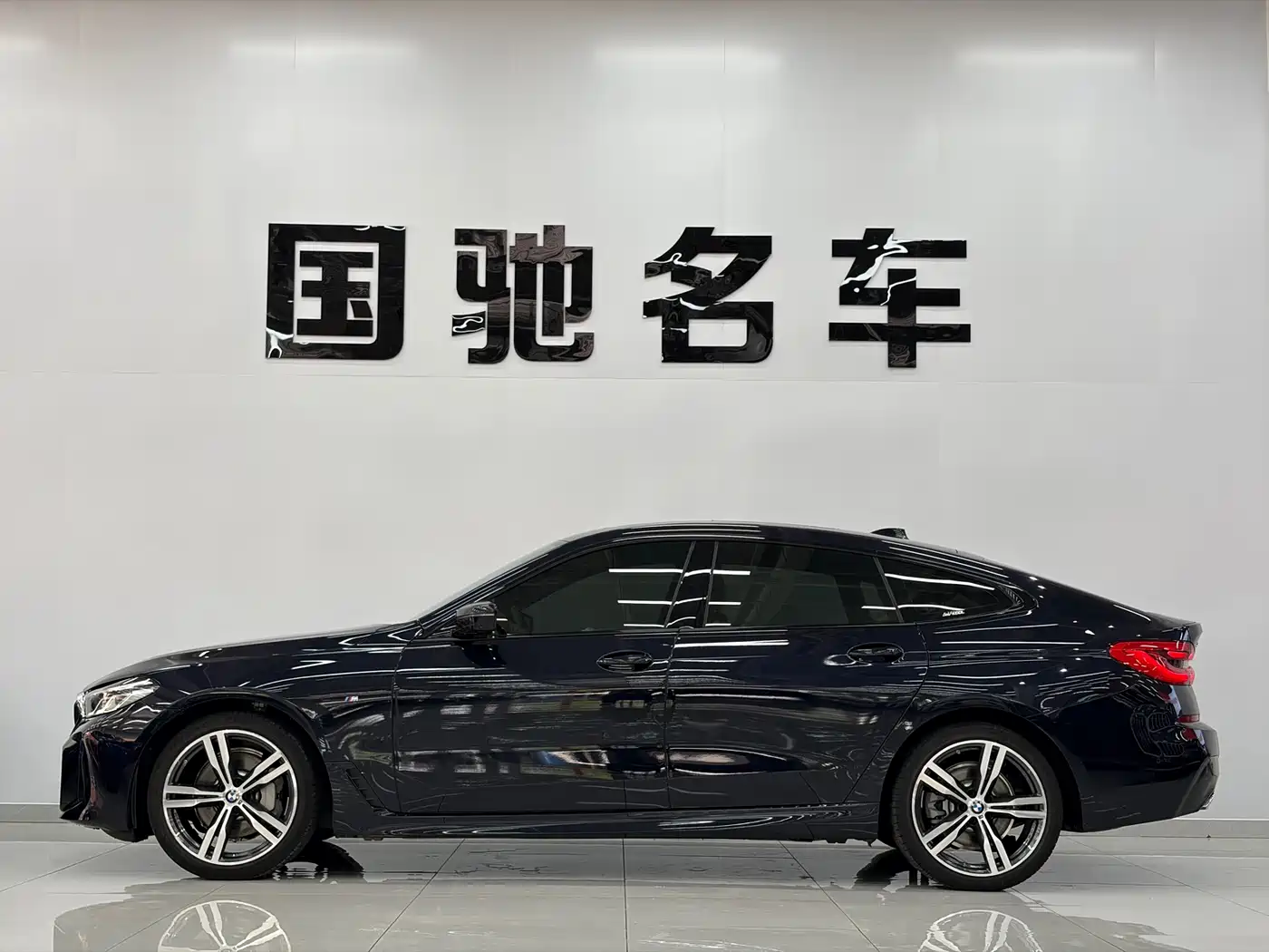BMW 6 Series GT 2022 Model 630i M Sport Package фото 3