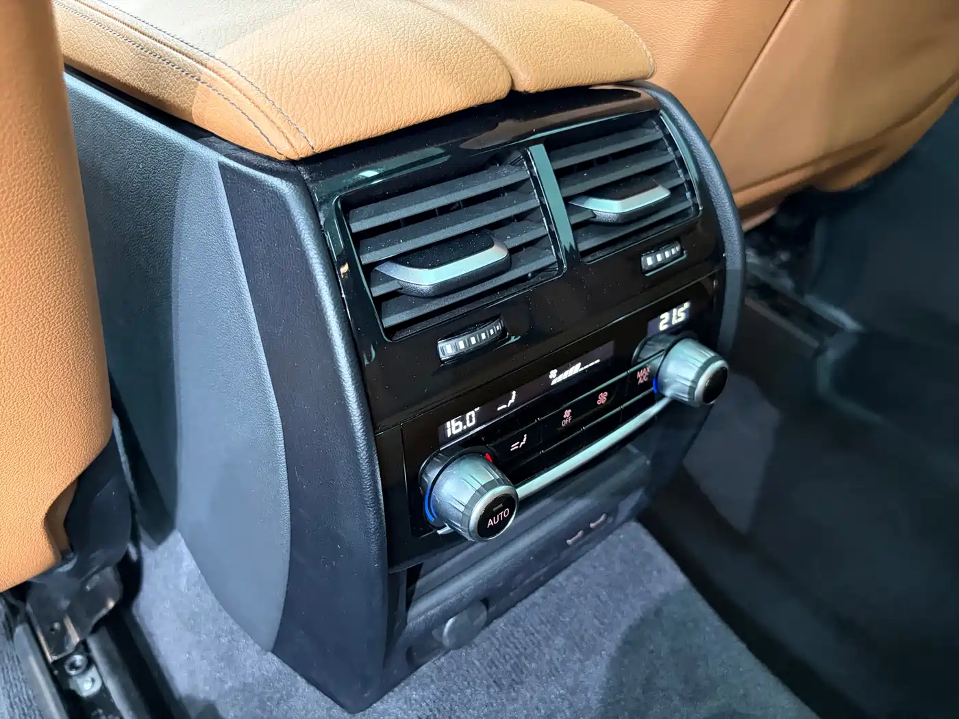 BMW 6 Series GT 2022 Model 630i M Sport Package фото 16