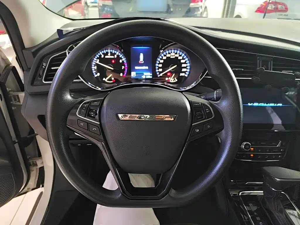 Venucia D60 2020 2020 1.6L XL CVT Delight Edition