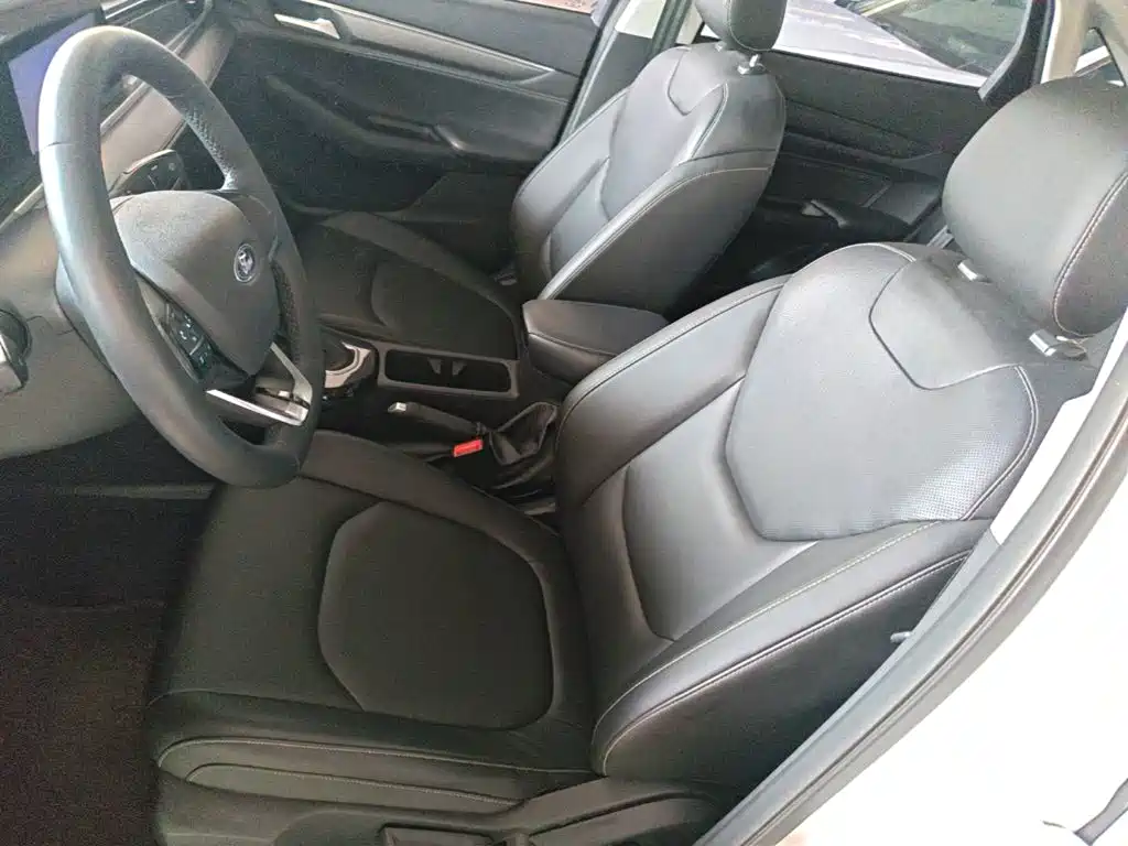 Ford Escort 2022 2021 1.5L Automatic Diamond Edition