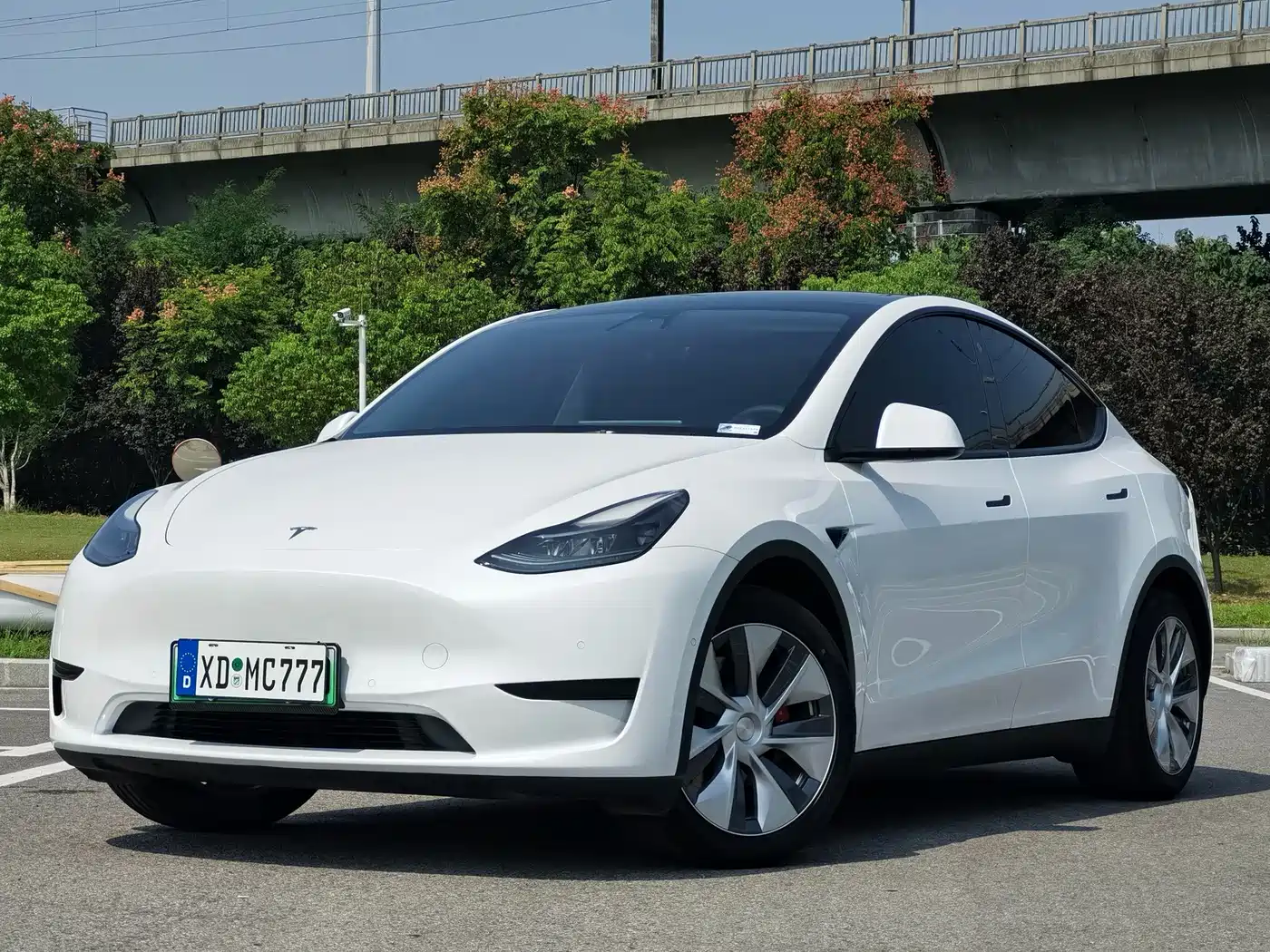 Tesla Model Y 2022 Facelift Rear-Wheel Drive Version
