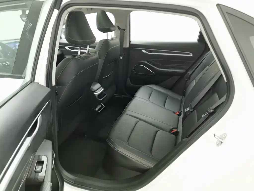 Photo 15 - Geely Emgrand
