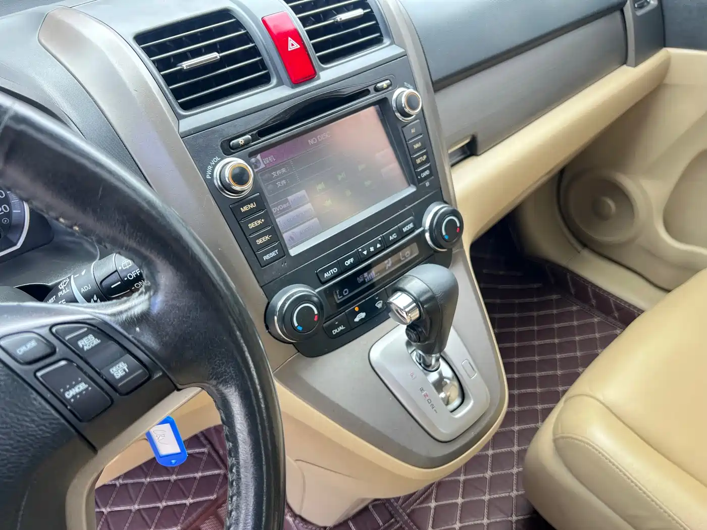 Фото 10 - Honda CR-V