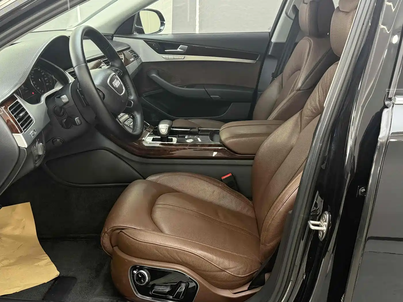 Audi A8 2013 A8L 45 TFSI quattro Comfort фото 6