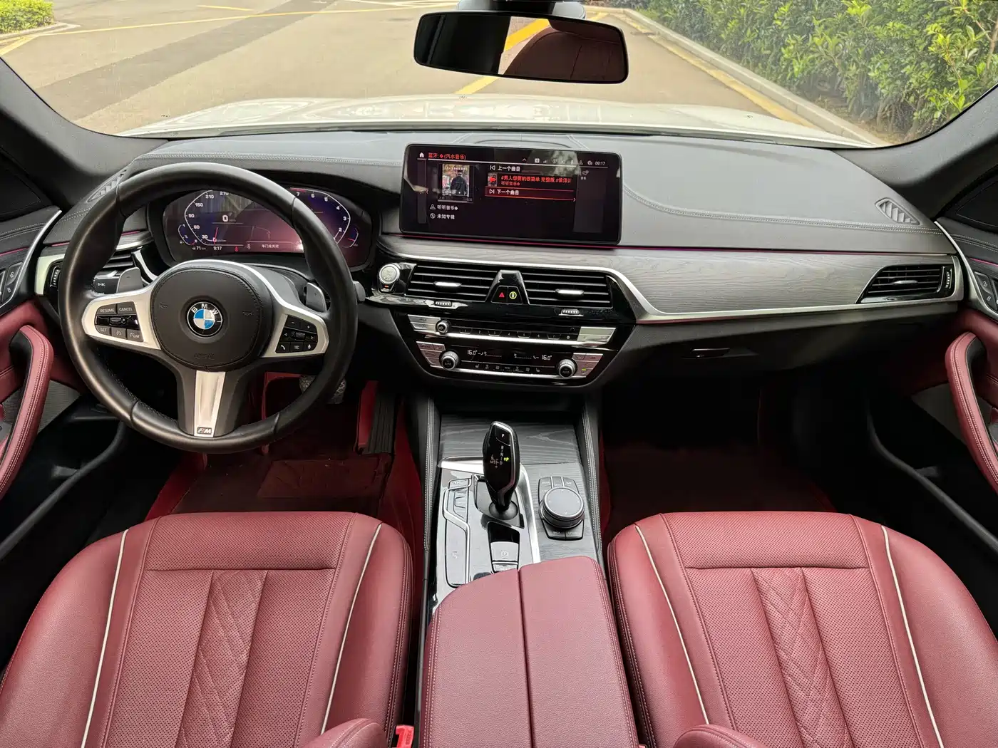BMW 5 Series 2023 530Li Premium M Sport Package фото 7