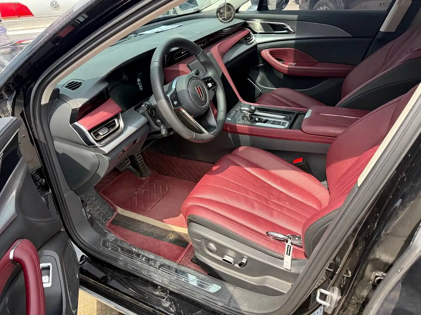 Hongqi H5 2023 2.0T Auto Smart Connect Flag Enjoy фото 5