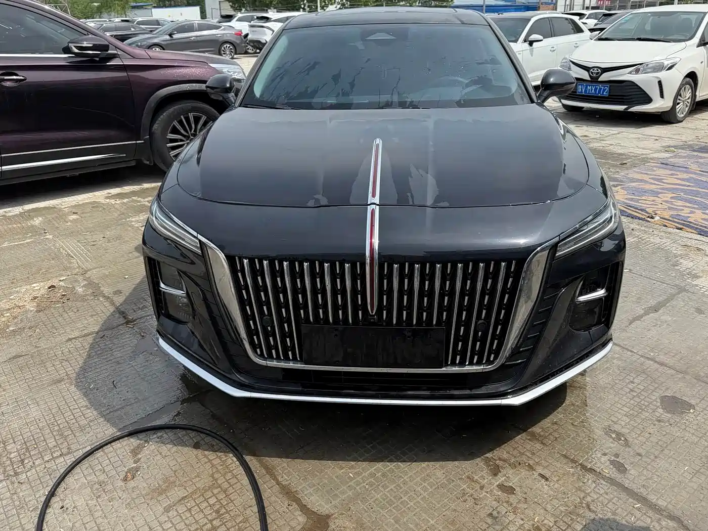 Hongqi H5 2023 2.0T Auto Smart Connect Flag Enjoy фото 2