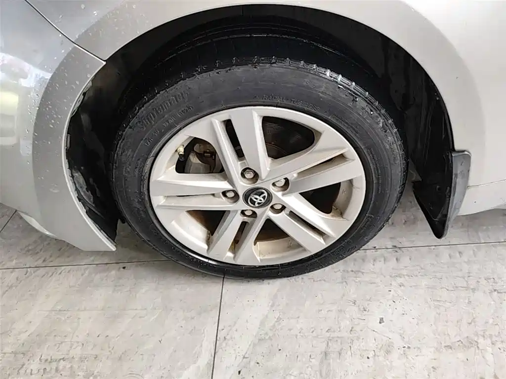 Toyota Levin 2019 Hybrid 1.8H E-CVT Luxury Edition China VI фото 23