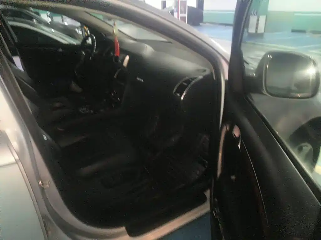 صورة 12 - Audi Q7