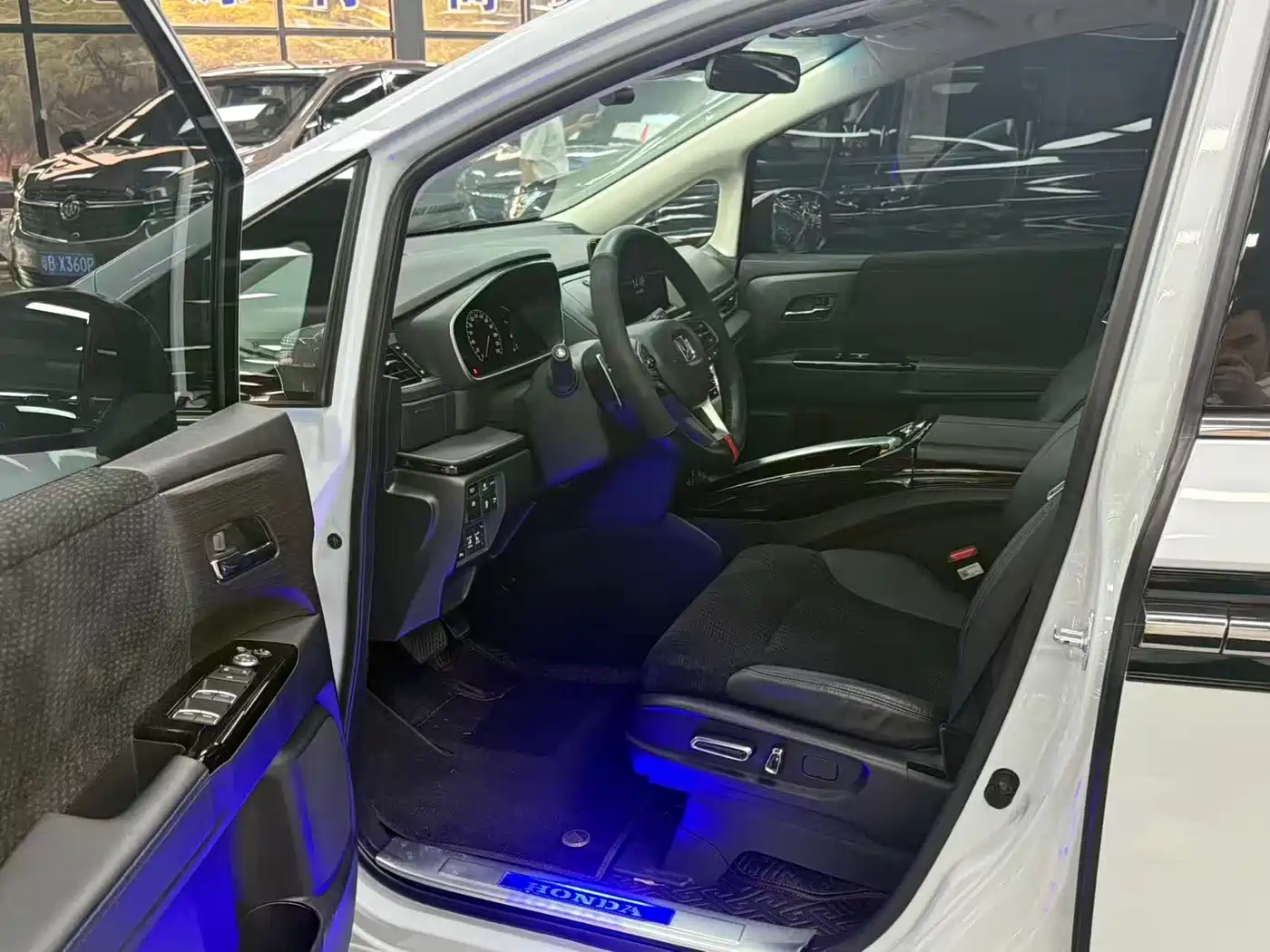 Honda Elysion 2024 2024 2.0L e:HEV Comfort Edition