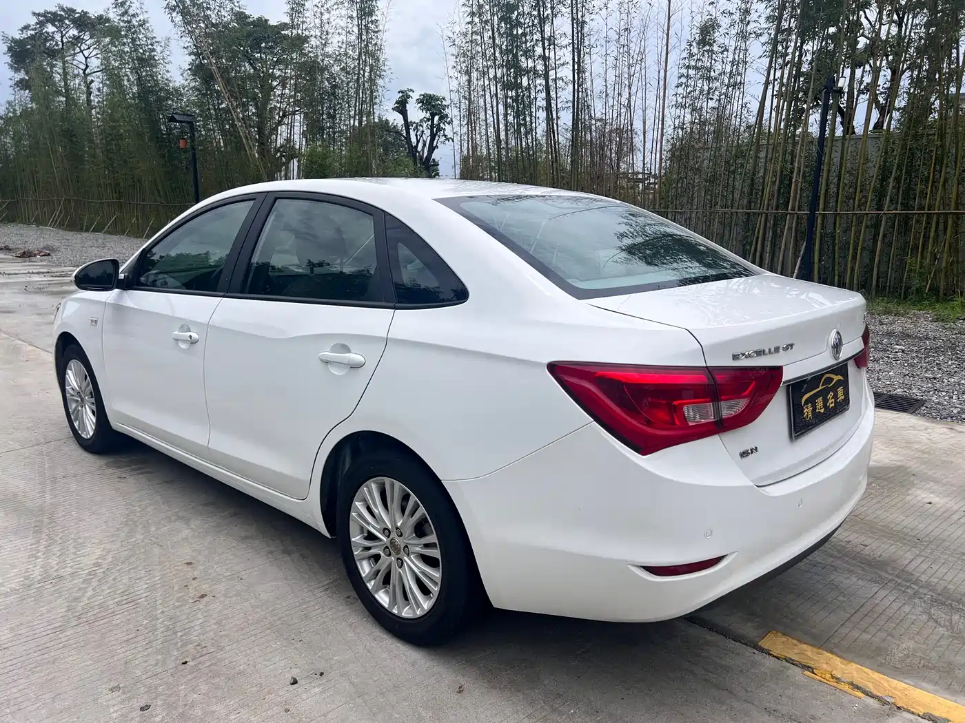 Buick Excelle 2017 15N Automatic Elite фото 6