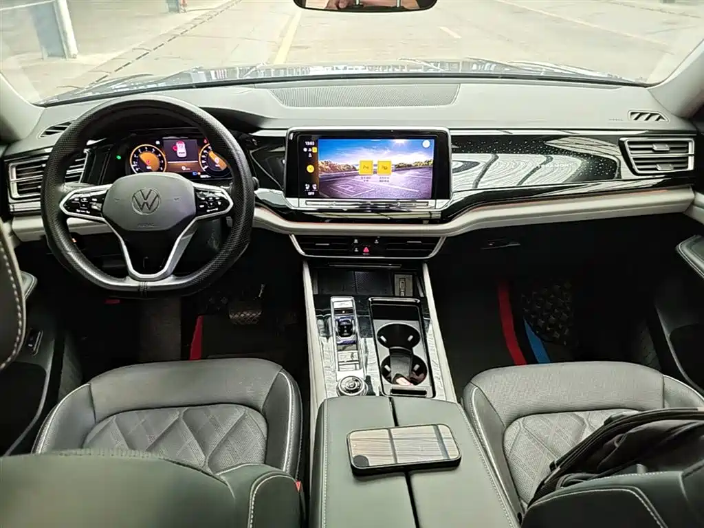 صورة 10 - Volkswagen Teramont